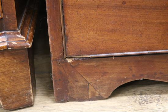 A Victorian mahogany chest of drawers W.105cm